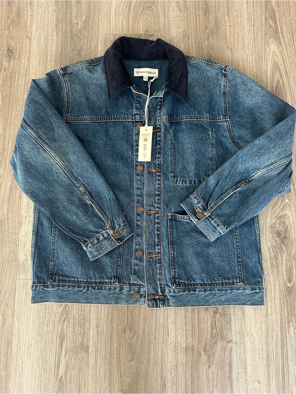 Aritzia Denim Forum Blue Denim Jacket with Dark Collar - Picture 2 of 3